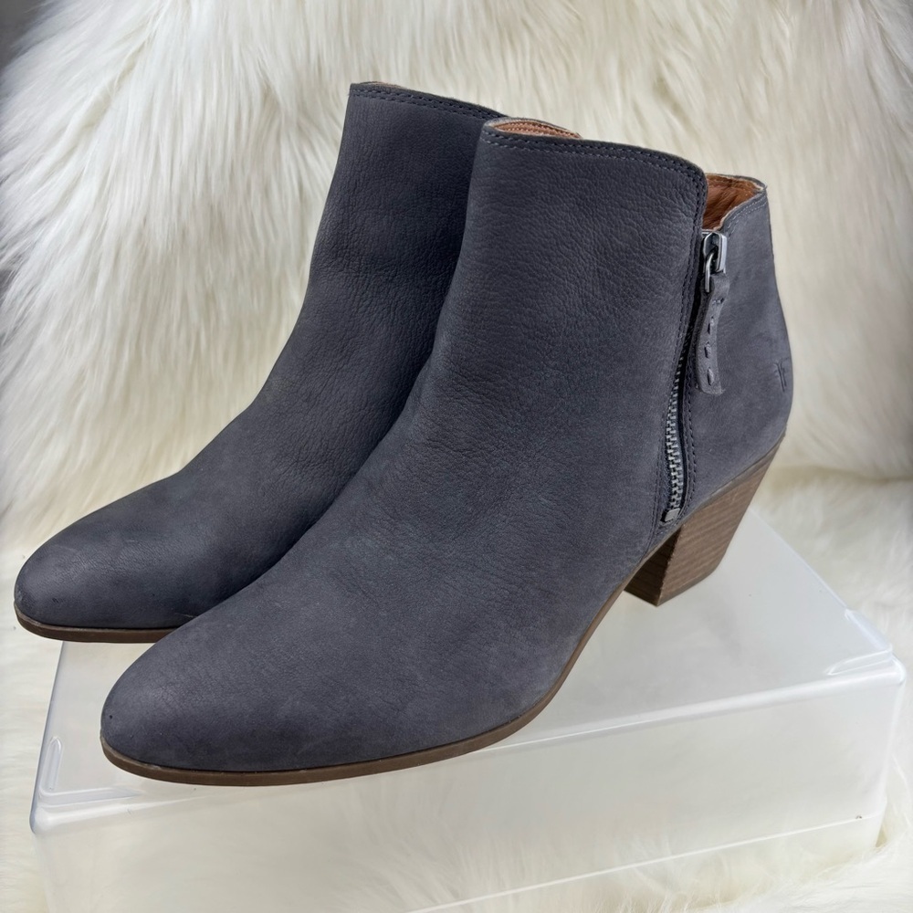 Frye Charcoal Gray Ankle Booties size 9.5 Woman - Picture 2 of 14